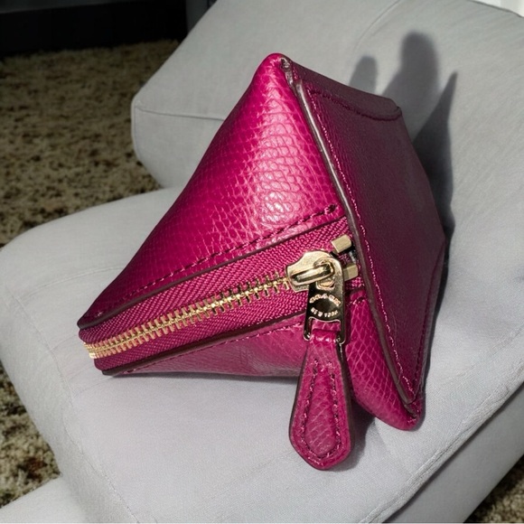 Coach Pebbled Leather Zip Around Cosmetic Pouch in Pink Orchard EUC - Picture 9 of 11